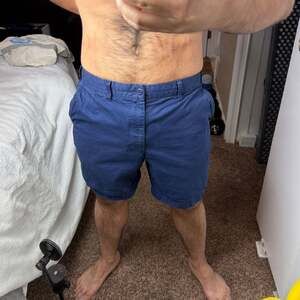 Uniqlo Men's Navy Blue Chino Shorts, Size Medium - Classic Casual Fit